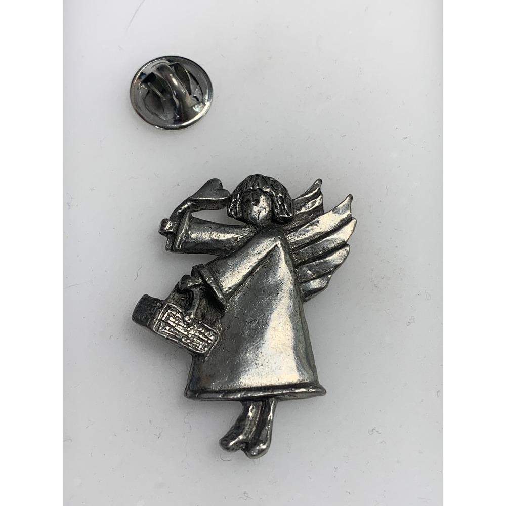 Vintage 1996 Barker Genuine USA Pewter Angel Heart Basket Lapel Pin 4525